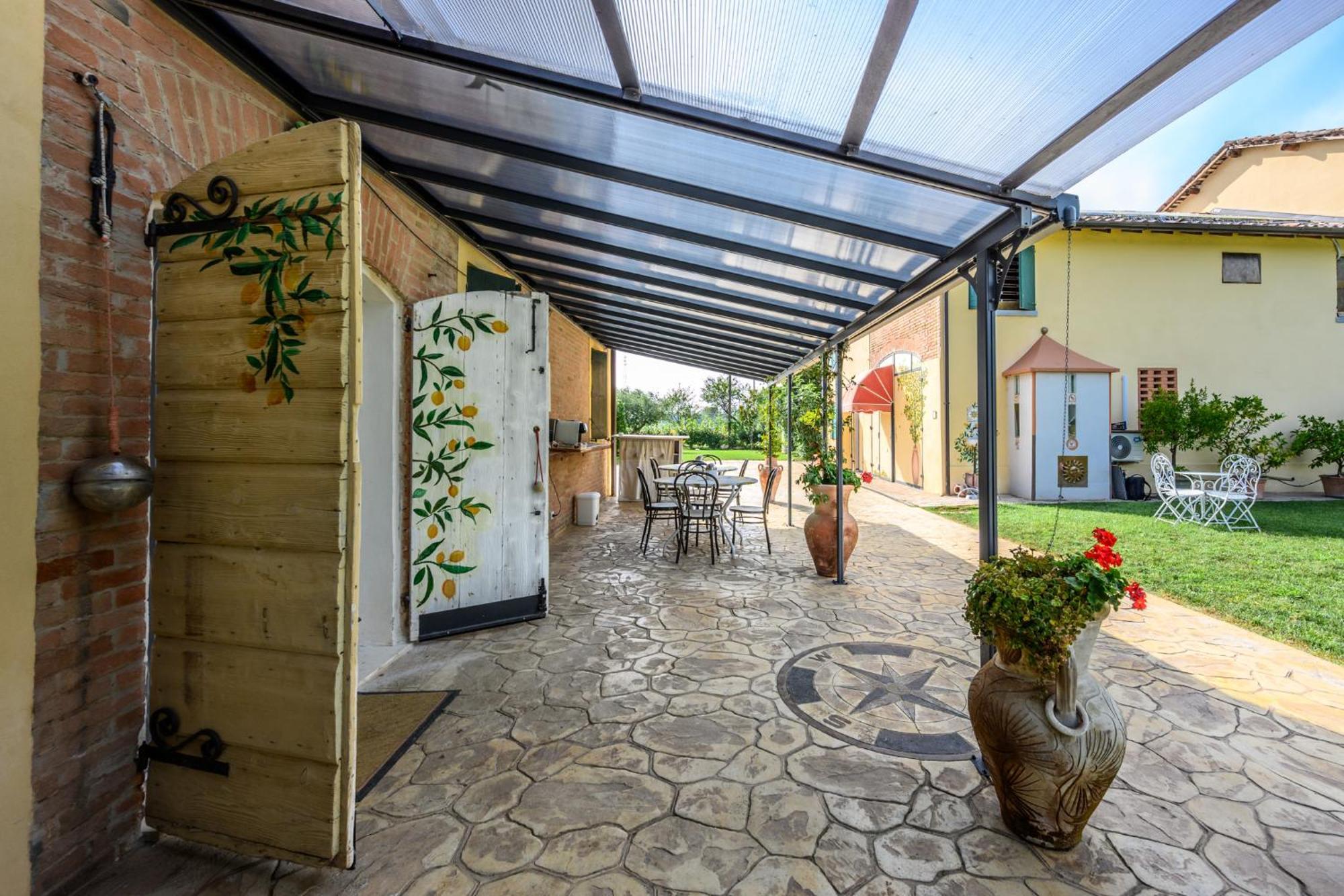 Bed and Breakfast La Casa Di Valeria - Módena Exterior foto
